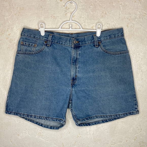Vintage 555 Levi’s Shorts - Picture 1 of 8